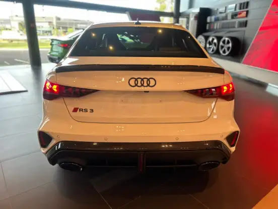AUDI-RS3-2025