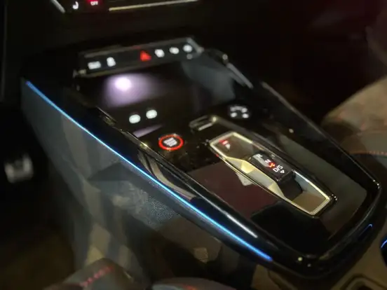 AUDI-RS3-2025