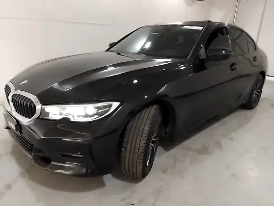 BMW 320i 2.0 16V TURBO GASOLINA SPORT AUTOMÁTICO
