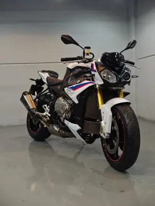 BMW S 1000 R BMW S 1000 R