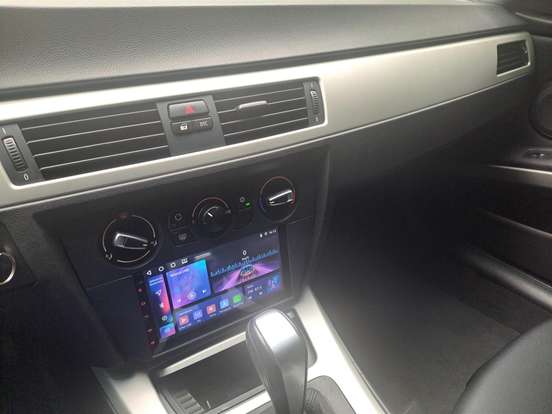 BMW-320i-2009