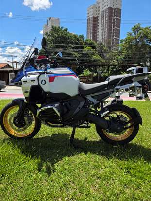 BMW-R 1300 GS ADVENTURE TROPHY-2025