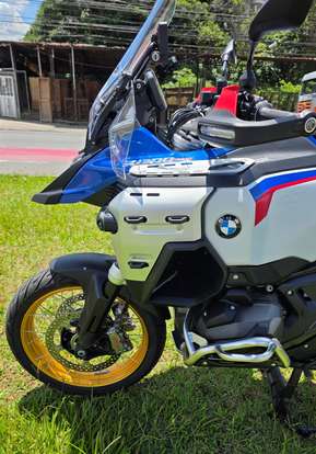 BMW-R 1300 GS ADVENTURE TROPHY-2025