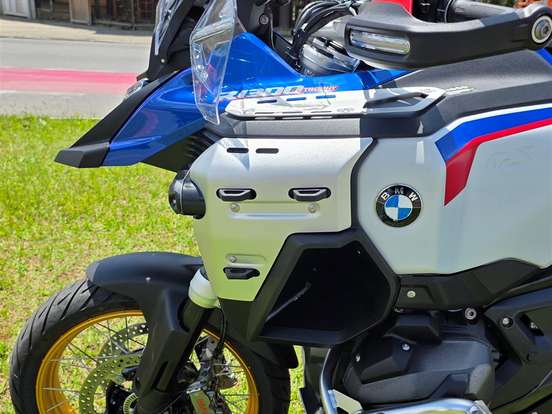 BMW-R 1300 GS ADVENTURE TROPHY BMW-R 1300 GS ADVENTURE TROPHY-2025