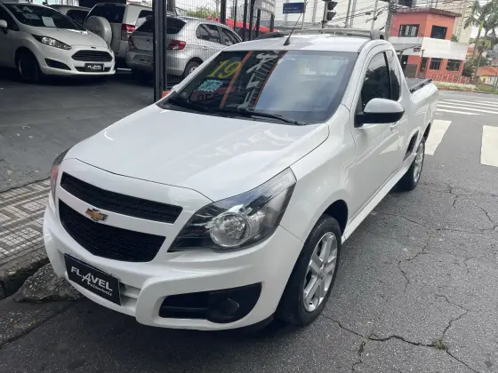CHEVROLET MONTANA 1.4 MPFI SPORT CS 8V FLEX 2P MANUAL