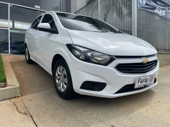 CHEVROLET ONIX 1.0 MPFI LT 8V FLEX 4P MANUAL CHEVROLET ONIX 1.0 MPFI LT 8V FLEX 4P MANUAL
