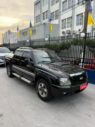 CHEVROLET S10 2.4 MPFI EXECUTIVE 4X2 CD 8V FLEX 4P MANUAL CHEVROLET S10 2.4 MPFI EXECUTIVE 4X2 CD 8V FLEX 4P MANUAL