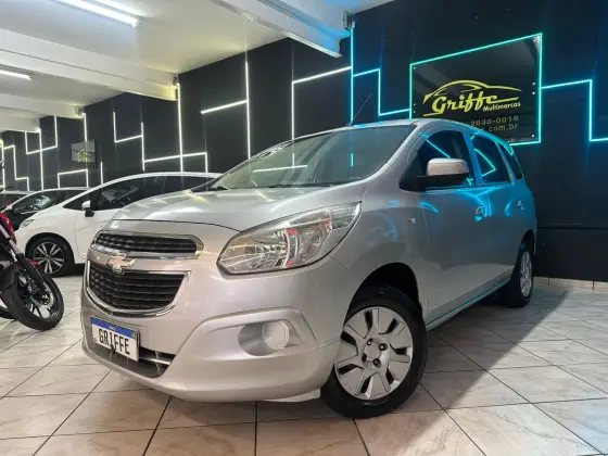 CHEVROLET SPIN 1.8 LT 8V FLEX 4P MANUAL CHEVROLET SPIN 1.8 LT 8V FLEX 4P MANUAL