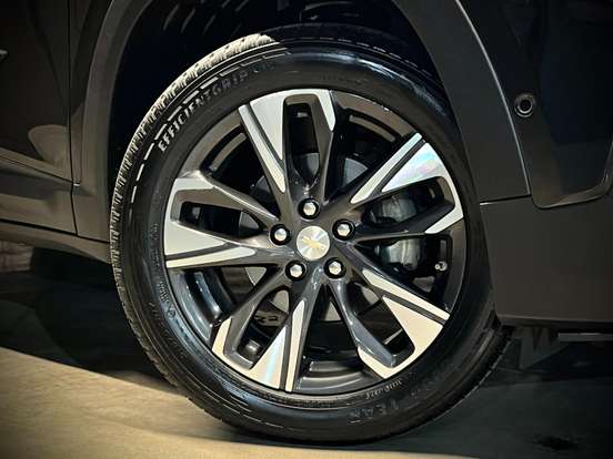 CHEVROLET-TRACKER-2024