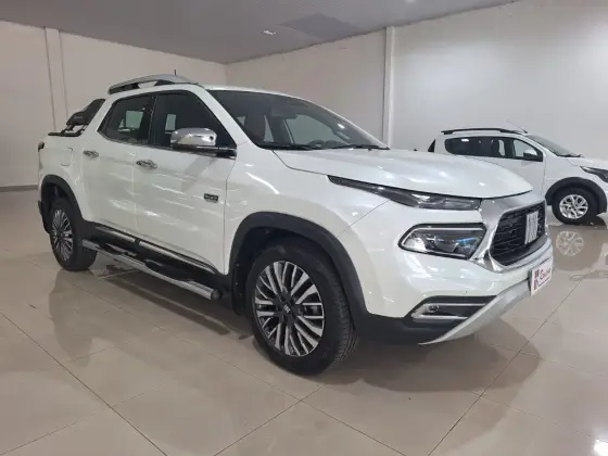 FIAT TORO 2.0 16V TURBO DIESEL RANCH 4WD AT9