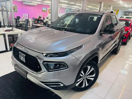 FIAT TORO 2.0 16V TURBO DIESEL VOLCANO 4WD AT9
