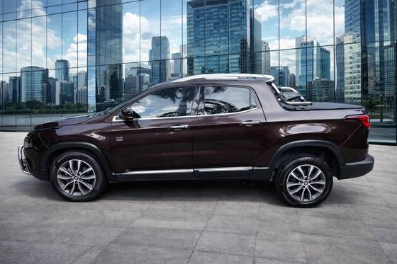 FIAT TORO 2.0 16V TURBO DIESEL VOLCANO 4WD AT9