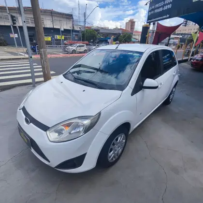 FORD FIESTA 1.0 ROCAM HATCH 8V FLEX 4P MANUAL