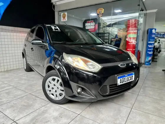 FORD FIESTA 1.0 ROCAM SE PLUS 8V FLEX 4P MANUAL