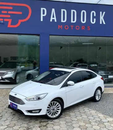 FORD FOCUS 2.0 TITANIUM PLUS 16V FLEX 4P POWERSHIFT FORD FOCUS 2.0 TITANIUM PLUS 16V FLEX 4P POWERSHIFT