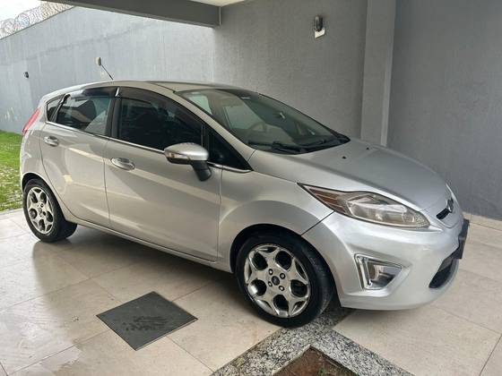 FORD FIESTA 1.6 SE HATCH 16V FLEX 4P MANUAL