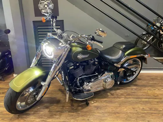 HARLEY-DAVIDSON SOFTAIL FAT BOY 114 