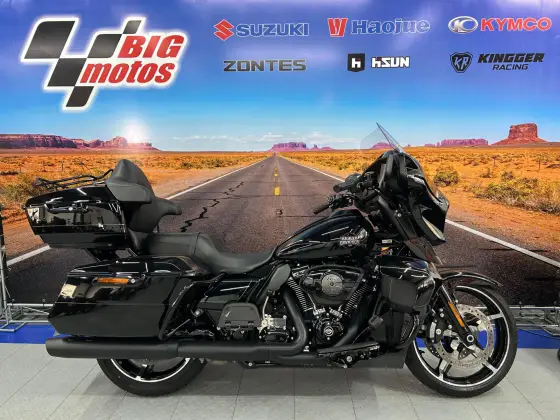 HARLEY-DAVIDSON STREET GLIDE ULTRA 
