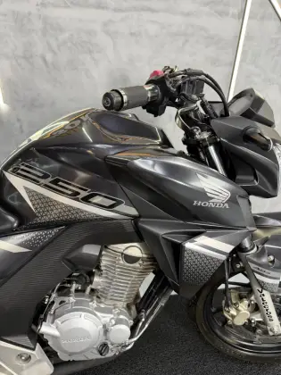HONDA CB TWISTER ABS 