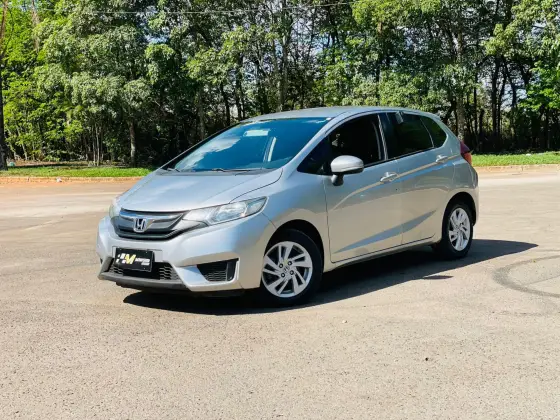 HONDA FIT 1.5 LX 16V FLEX 4P MANUAL HONDA FIT 1.5 LX 16V FLEX 4P MANUAL