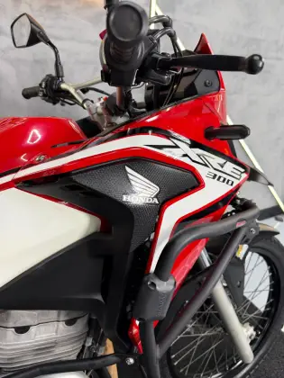 HONDA XRE 300 ADVENTURE 