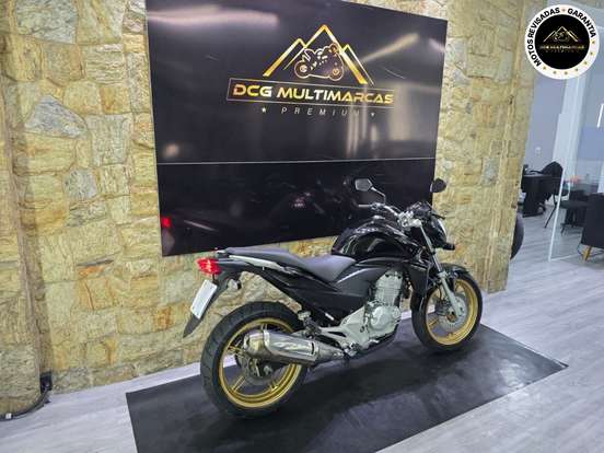 HONDA-CB 300R-2015