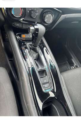 HONDA-HR-V-2021