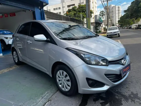 HYUNDAI HB20 1.6 COMFORT STYLE 16V FLEX 4P AUTOMÁTICO