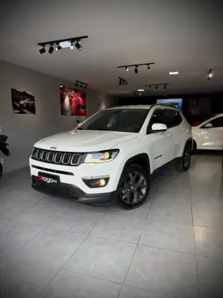 JEEP COMPASS 2.0 16V FLEX LONGITUDE AUTOMÁTICO JEEP COMPASS 2.0 16V FLEX LONGITUDE AUTOMÁTICO
