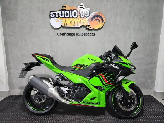 KAWASAKI NINJA 400 KRT EDITION 