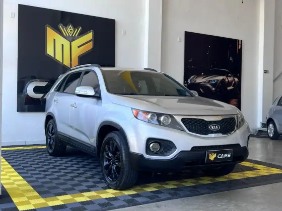 KIA SORENTO 2.4 S.356 4X2 16V GASOLINA 4P AUTOMÁTICO