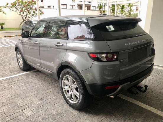 LAND ROVER-RANGE ROVER EVOQUE-2.0 PURE 4WD 16V GASOLINA 4P AUTOMÁTICO LAND ROVER-RANGE ROVER EVOQUE-2011