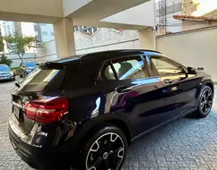 MERCEDES-BENZ GLA 200 1.6 CGI FLEX NIGHT 7G-DCT MERCEDES-BENZ GLA 200 1.6 CGI FLEX NIGHT 7G-DCT