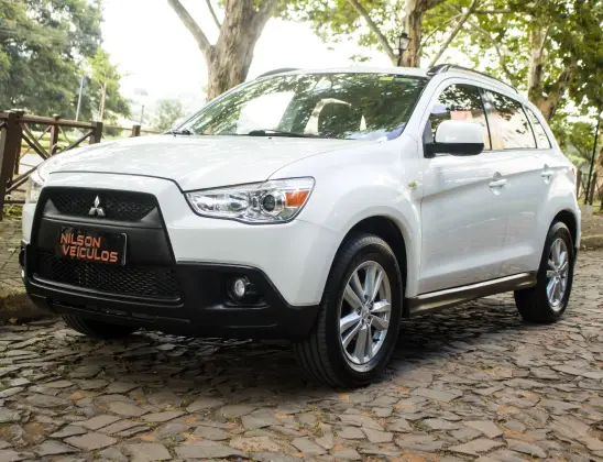 MITSUBISHI ASX 2.0 4X2 16V GASOLINA 4P AUTOMÁTICO MITSUBISHI ASX 2.0 4X2 16V GASOLINA 4P AUTOMÁTICO