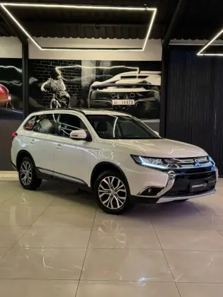 MITSUBISHI OUTLANDER 2.0 16V GASOLINA 4P AUTOMÁTICO
