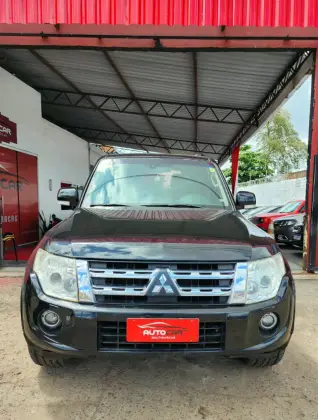 MITSUBISHI PAJERO FULL 3.2 HPE 4X4 16V TURBO INTERCOOLER DIESEL 4P AUTOMÁTICO
