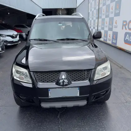 MITSUBISHI PAJERO TR4 2.0 4X2 16V 140CV FLEX 4P AUTOMÁTICO MITSUBISHI PAJERO TR4 2.0 4X2 16V 140CV FLEX 4P AUTOMÁTICO