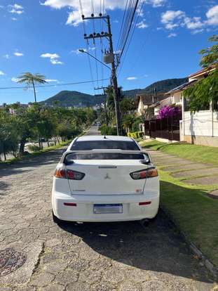 MITSUBISHI-LANCER-2.0 16V GASOLINA 4P AUTOMÁTICO MITSUBISHI-LANCER-2013