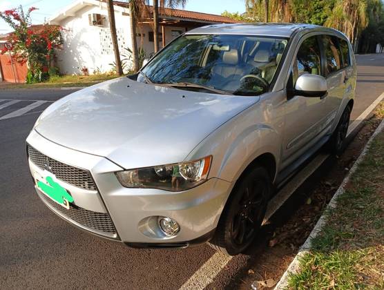 MITSUBISHI OUTLANDER 2.0 16V GASOLINA 4P AUTOMÁTICO