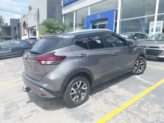 NISSAN KICKS 1.6 16V FLEXSTART SENSE XTRONIC NISSAN KICKS 1.6 16V FLEXSTART SENSE XTRONIC