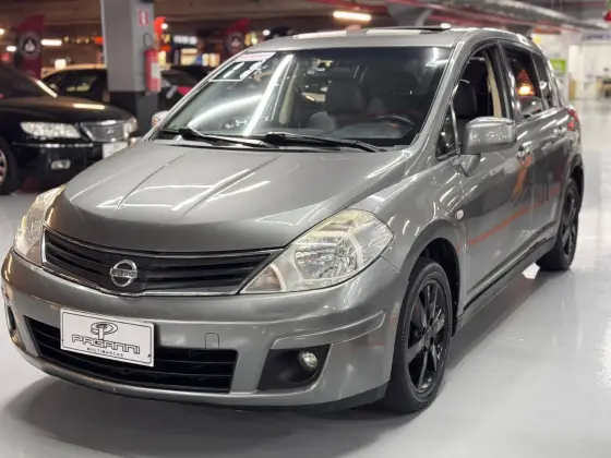 NISSAN TIIDA 1.8 SL 16V FLEX 4P AUTOMÁTICO NISSAN TIIDA 1.8 SL 16V FLEX 4P AUTOMÁTICO