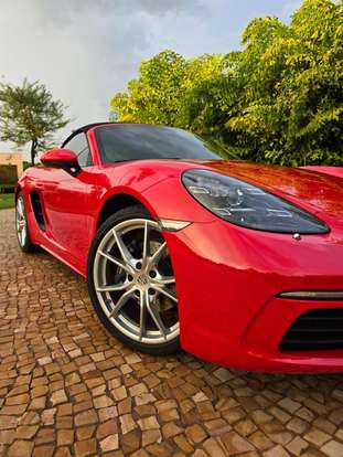 PORSCHE-718-2023