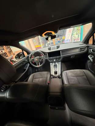 PORSCHE-MACAN-2020