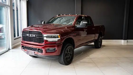 RAM 2500 6.7 I6 TURBO DIESEL LARAMIE NIGHT EDITION CD 4X4 AUTOMÁTICO