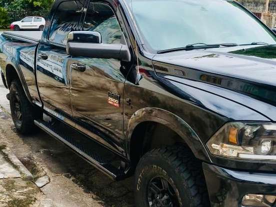 RAM-2500-6.7 LARAMIE 4X4 CD I6 TURBO DIESEL 4P AUTOMÁTICO RAM-2500-2012