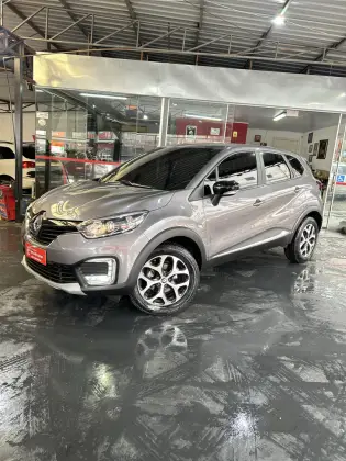 RENAULT CAPTUR 2.0 16V HI-FLEX INTENSE AUTOMÁTICO RENAULT CAPTUR 2.0 16V HI-FLEX INTENSE AUTOMÁTICO