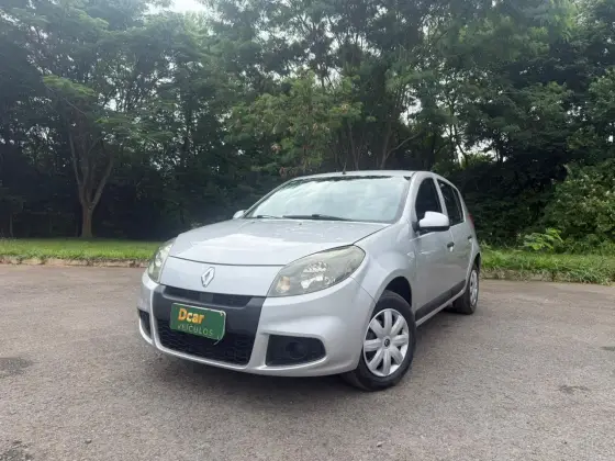 RENAULT SANDERO 1.0 AUTHENTIQUE 16V FLEX 4P MANUAL