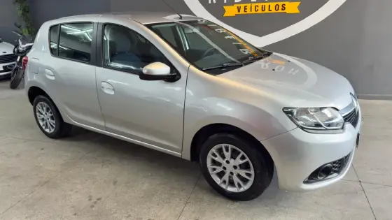 RENAULT SANDERO 1.0 EXPRESSION 16V FLEX 4P MANUAL
