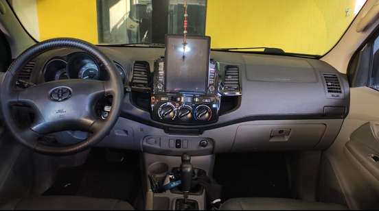 TOYOTA-HILUX-2008