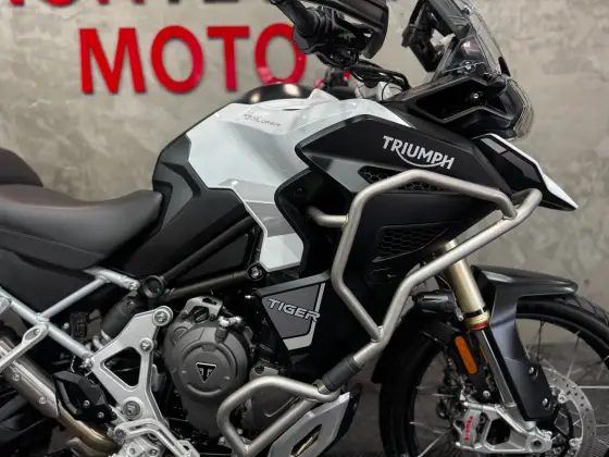 TRIUMPH TIGER 1200 RALLY EXPLORER 